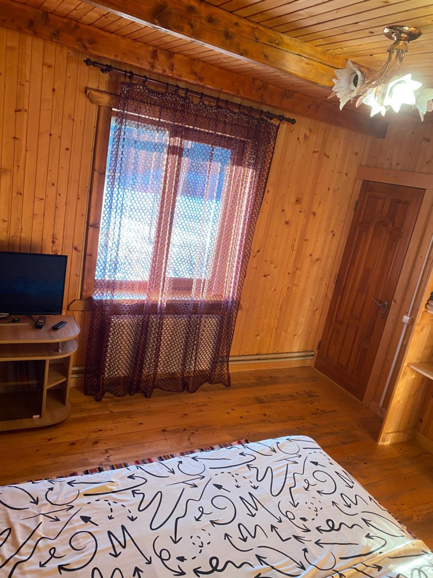 під явором Apartment Worochta